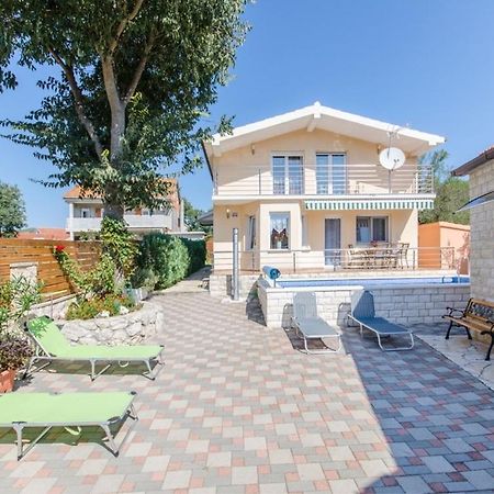 Dalmatian Village Charm - Spacious Villa With Pool Near Trogir Primorski Dolac المظهر الخارجي الصورة