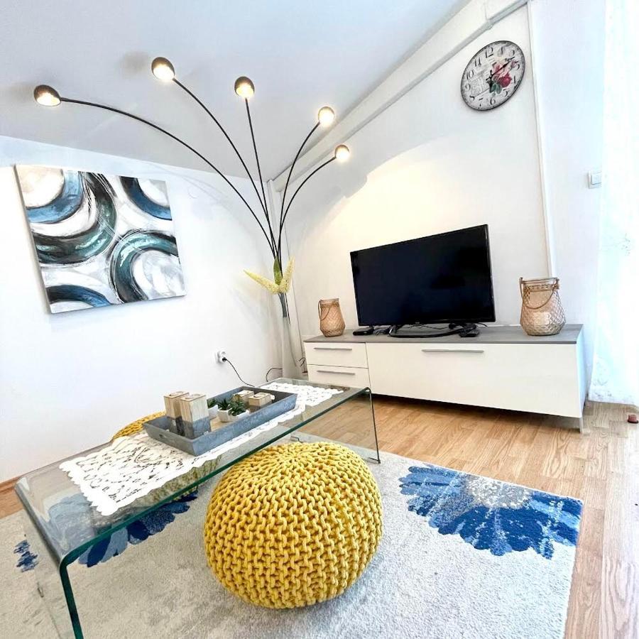 Dalmatian Village Charm - Spacious Villa With Pool Near Trogir Primorski Dolac المظهر الخارجي الصورة