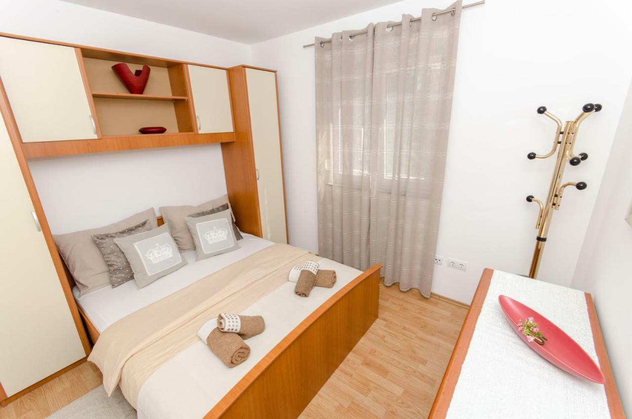 Dalmatian Village Charm - Spacious Villa With Pool Near Trogir Primorski Dolac المظهر الخارجي الصورة