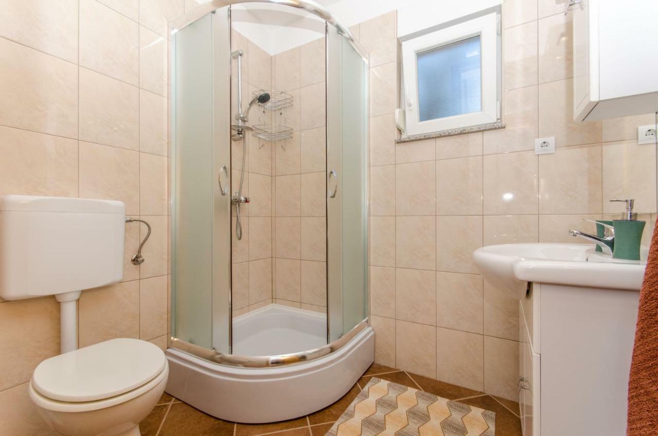 Dalmatian Village Charm - Spacious Villa With Pool Near Trogir Primorski Dolac المظهر الخارجي الصورة